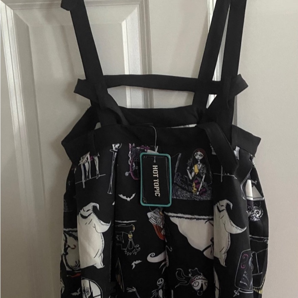 NWT NIGHTMARE BEFORE CHRISTMAS SKIRT